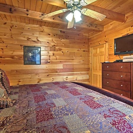 فيلا Pigeon Forge Cabin With Hot Tub, Grill And Pool Table! سيفيرفيل المظهر الخارجي الصورة