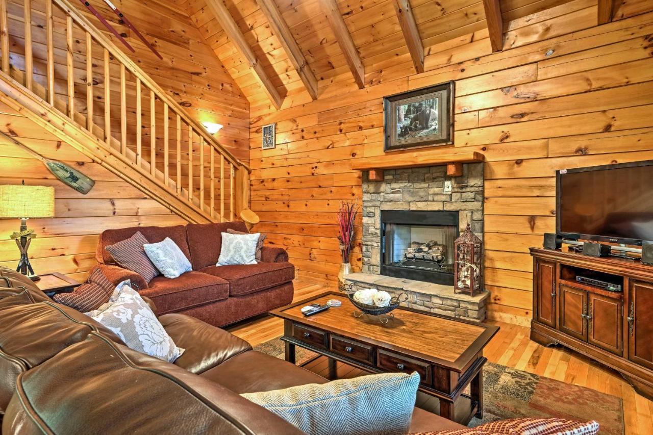 فيلا Pigeon Forge Cabin With Hot Tub, Grill And Pool Table! سيفيرفيل المظهر الخارجي الصورة