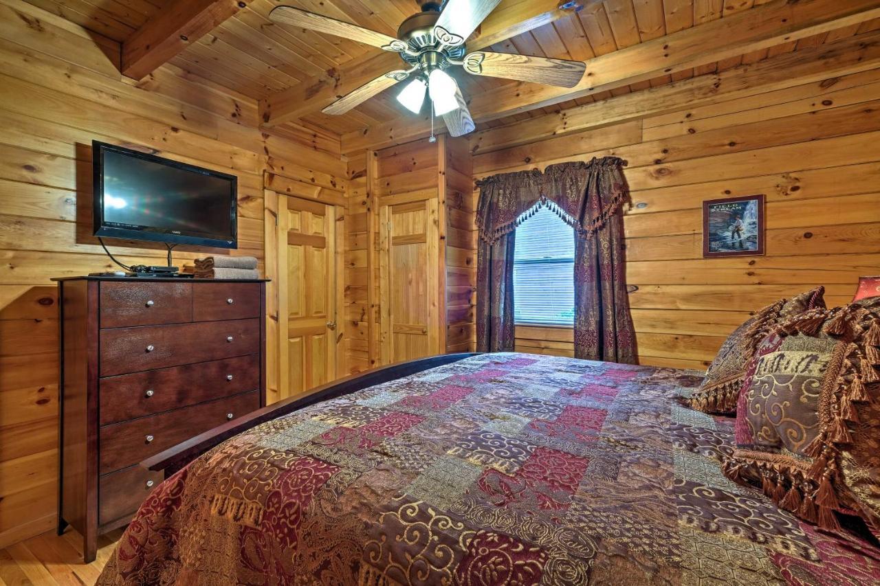 فيلا Pigeon Forge Cabin With Hot Tub, Grill And Pool Table! سيفيرفيل المظهر الخارجي الصورة