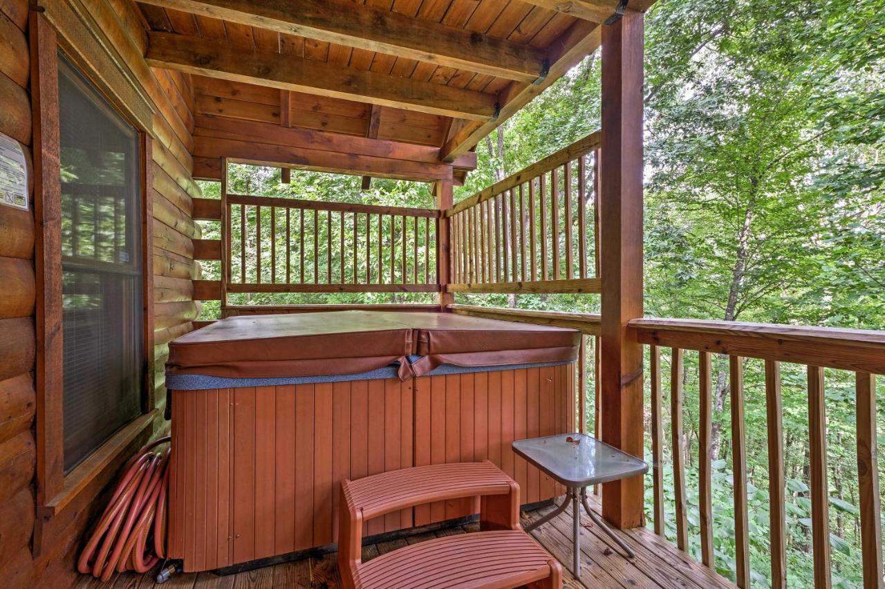 فيلا Pigeon Forge Cabin With Hot Tub, Grill And Pool Table! سيفيرفيل المظهر الخارجي الصورة