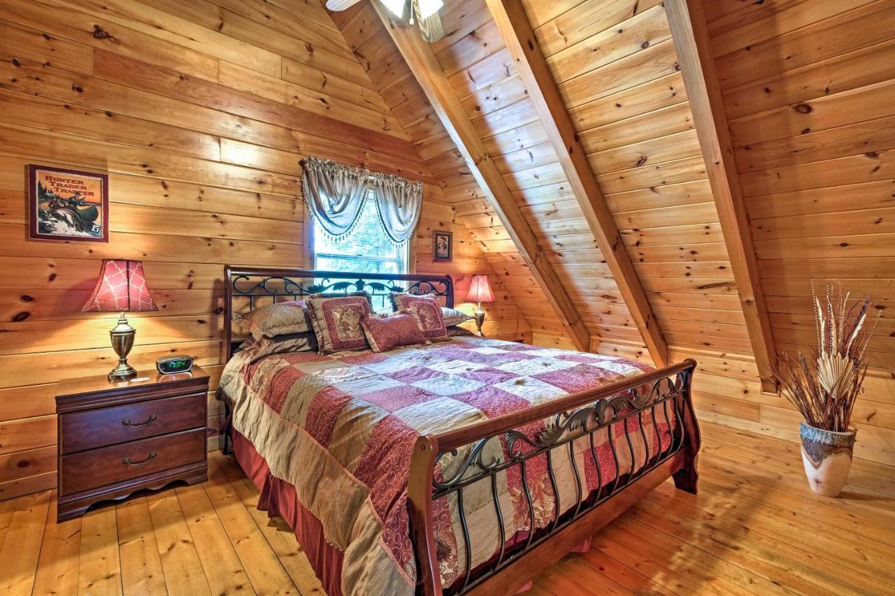 فيلا Pigeon Forge Cabin With Hot Tub, Grill And Pool Table! سيفيرفيل المظهر الخارجي الصورة