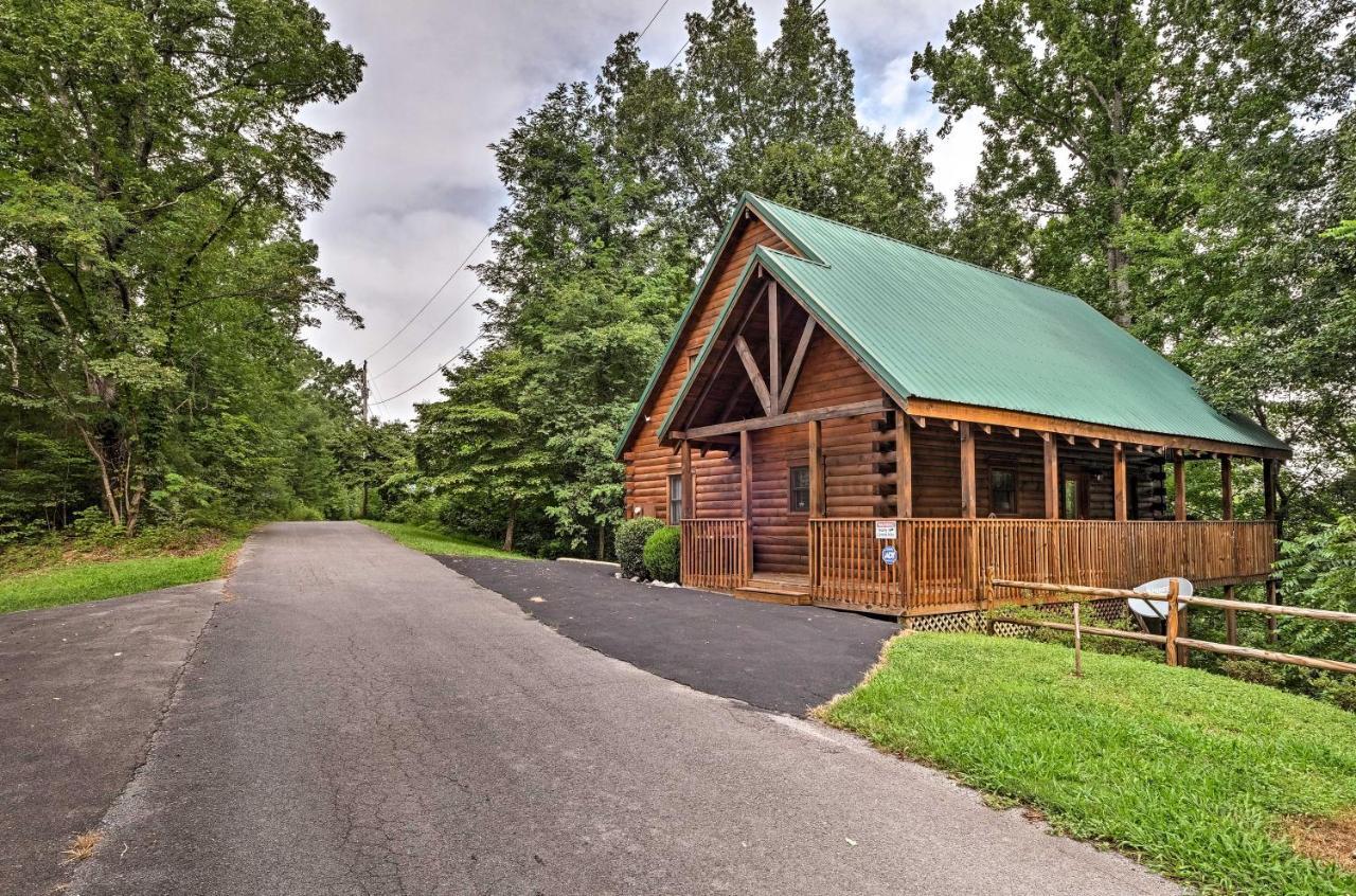 فيلا Pigeon Forge Cabin With Hot Tub, Grill And Pool Table! سيفيرفيل المظهر الخارجي الصورة
